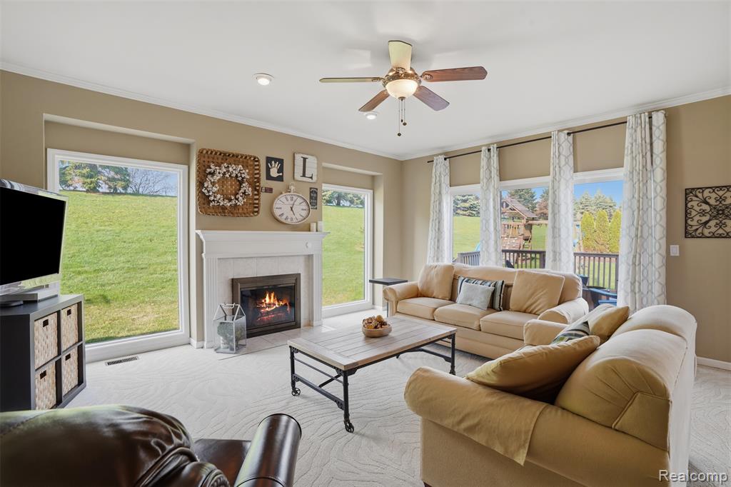 13982 Pleasant View Court, Plymouth, MI 48170 — Photo 11