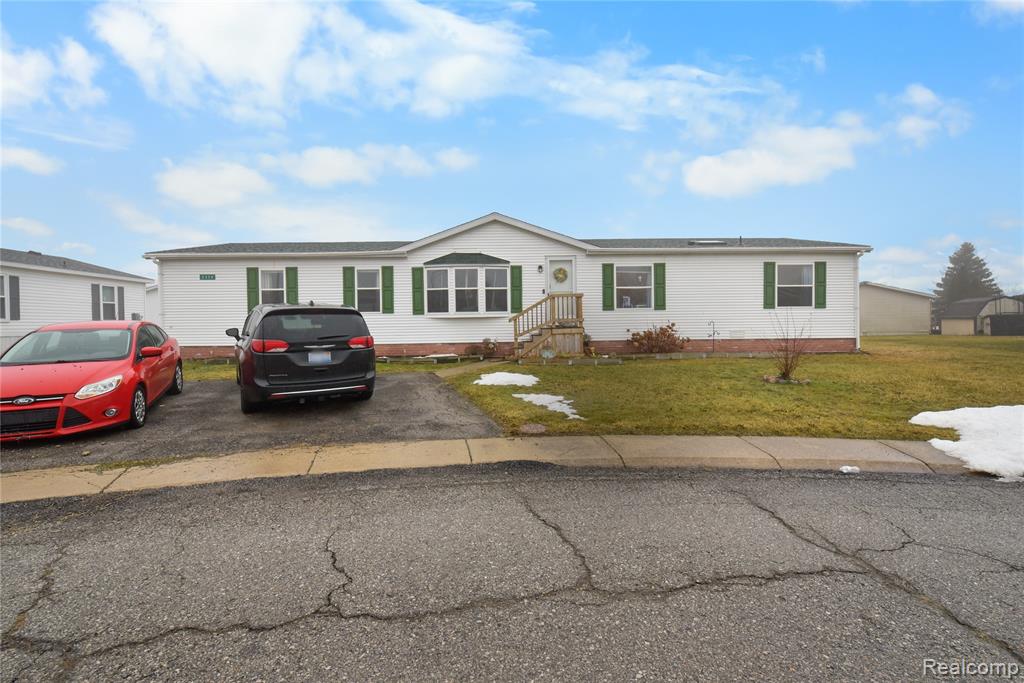 2330 CHARTER OAK Court, Newport, MI 48166 — front exterior