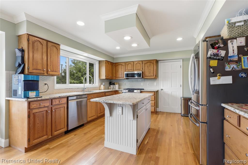 12825 Larkins Road, Brighton, MI 48114 — Photo 30