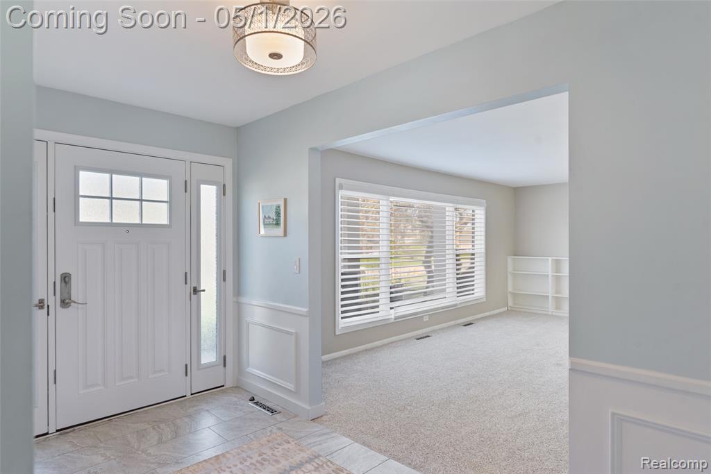 6109 Pebbleshire Drive, Grand Blanc, MI 48439 — Photo 5