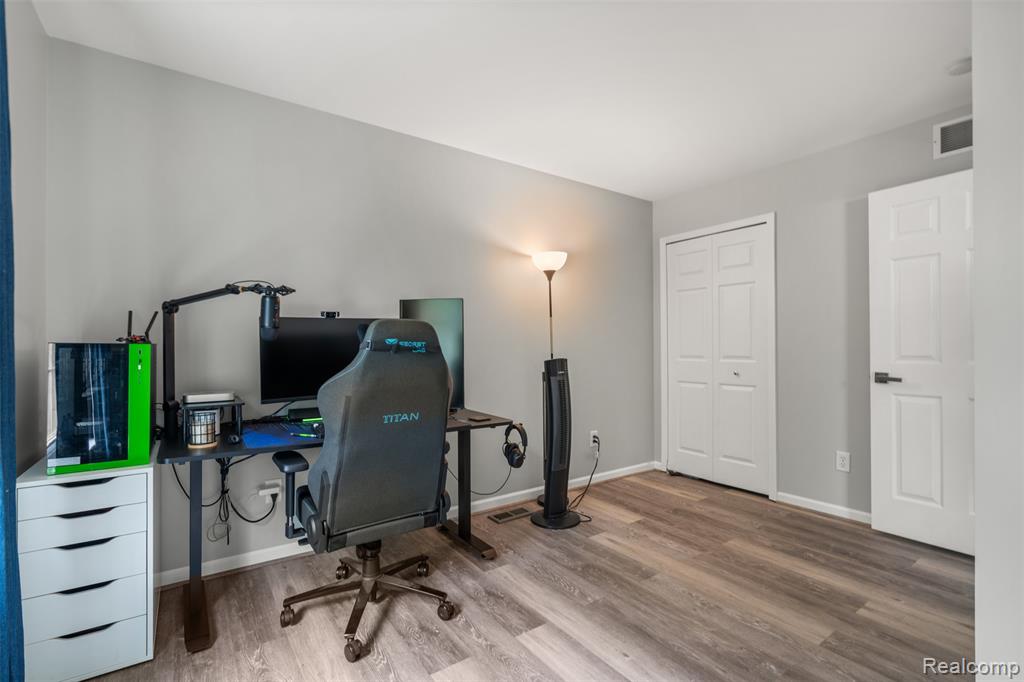 6248 Lake Waldon Court, Clarkston, MI — Photo 29