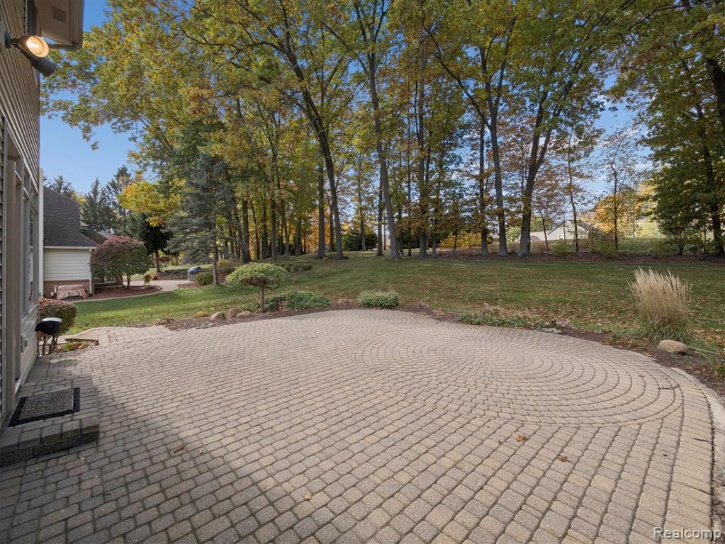 4435 Driftwood Drive, Commerce Twp, MI 48382 — Photo 42