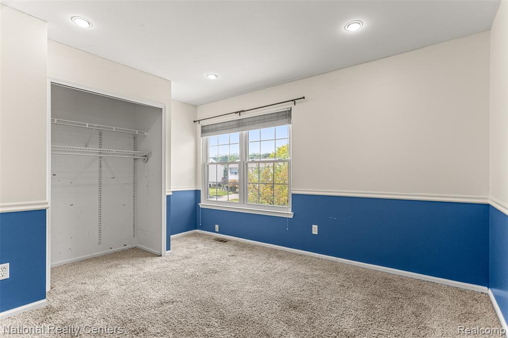 886 Millerway Drive, Fenton, MI 48430 — Photo 10
