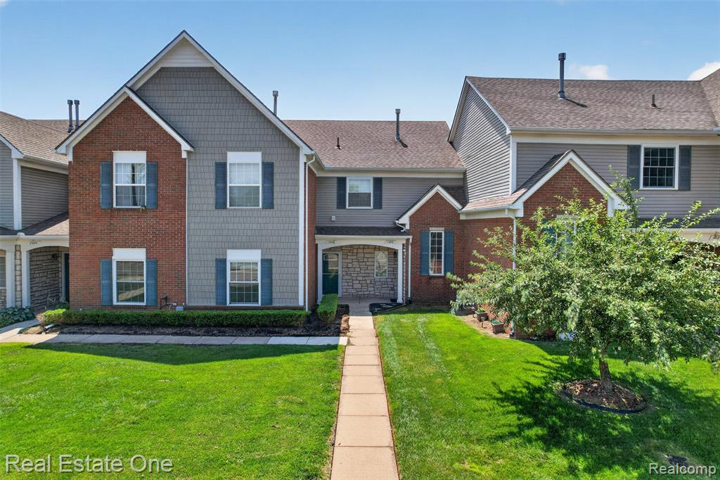 1996 Monarch Drive, Utica, MI 48316