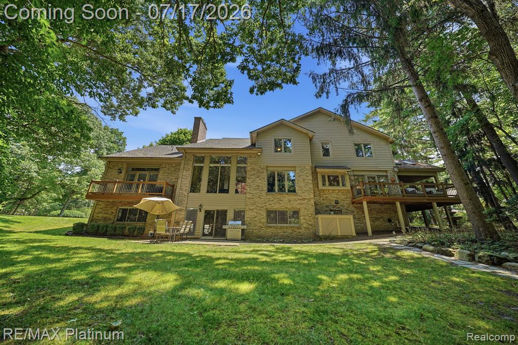 5458 Lake Ridge Drive, Brighton, MI 48116 — Photo 45