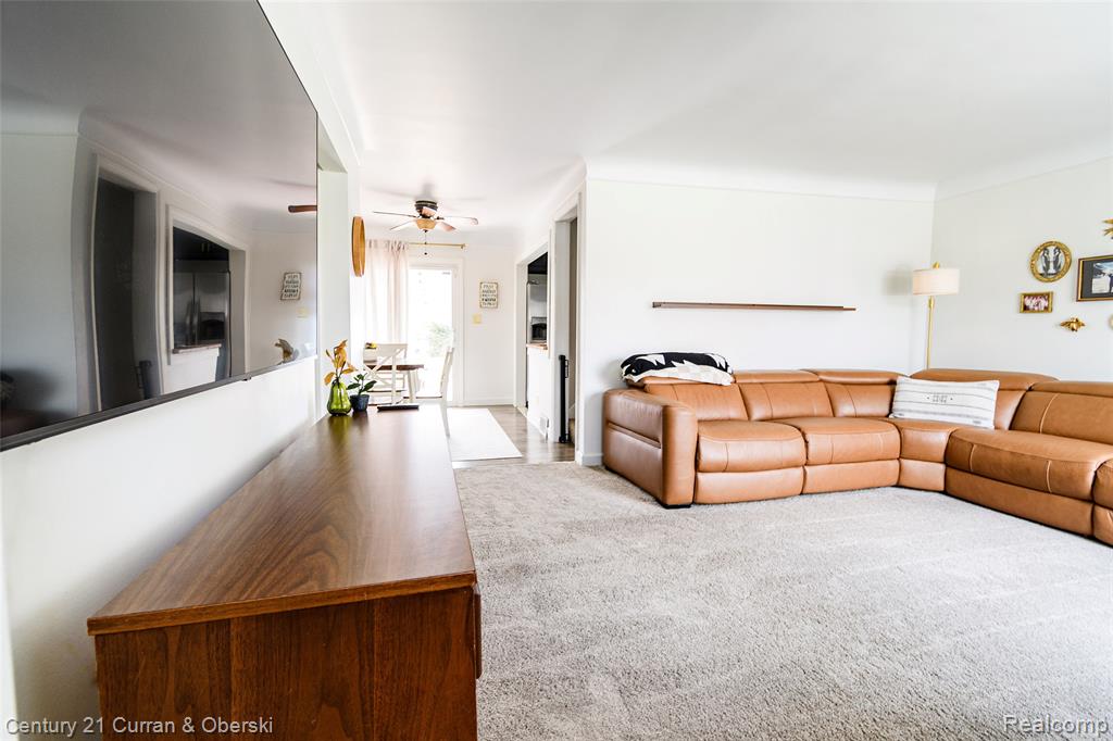 9390 Quandt Avenue, Allen Park, MI 48101 — Photo 6