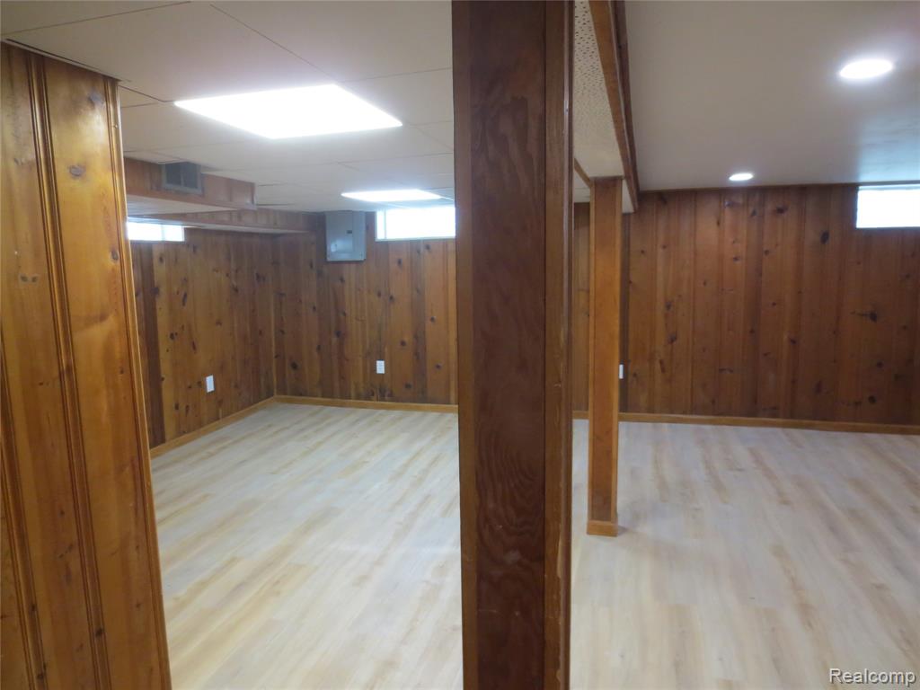 9535 Dixie, Redford, MI 48239 — Photo 27