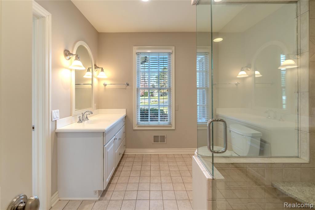 591 Rudgate Road, Bloomfield Hills, MI 48304 — Photo 56