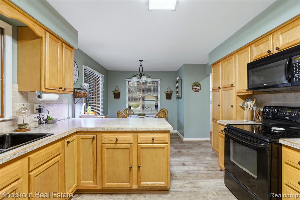 4256 Emerald Drive, Bridgeport, MI 48722 — Photo 19