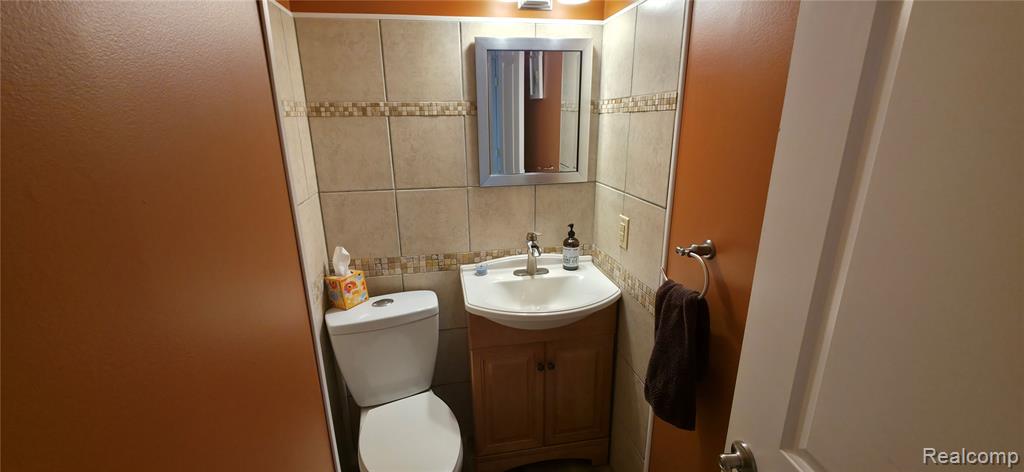 4832 Muriel Drive, Warren, MI 48092 — Photo 9
