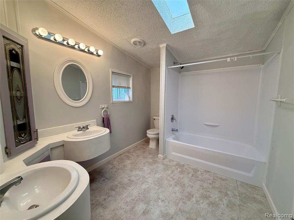7104 Scarborough Ln., Whitmore Lake, MI 48189 — Photo 7