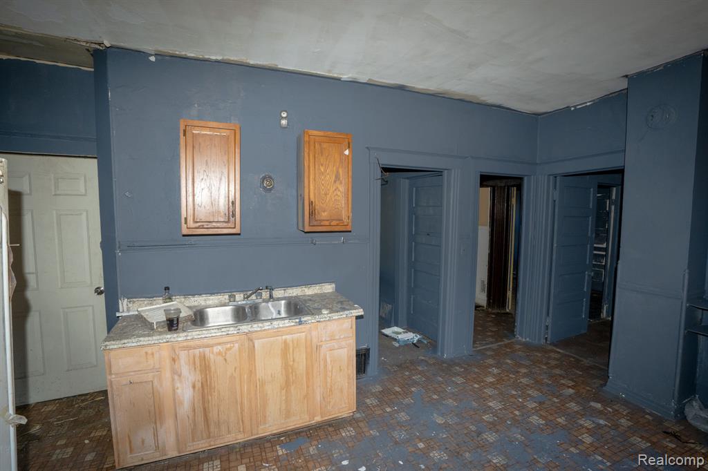 3673 Seyburn Street, Detroit, MI 48214 — Photo 7
