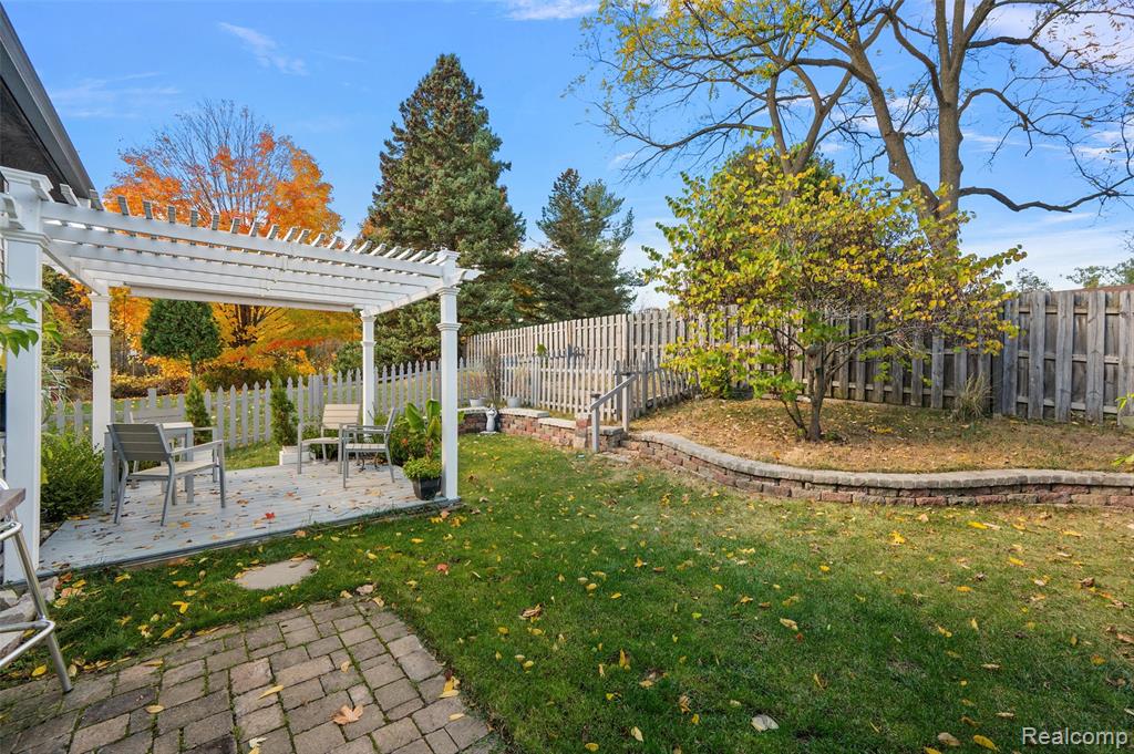 3181 Rabeeh Drive, Auburn Hills, MI 48326 — Photo 52