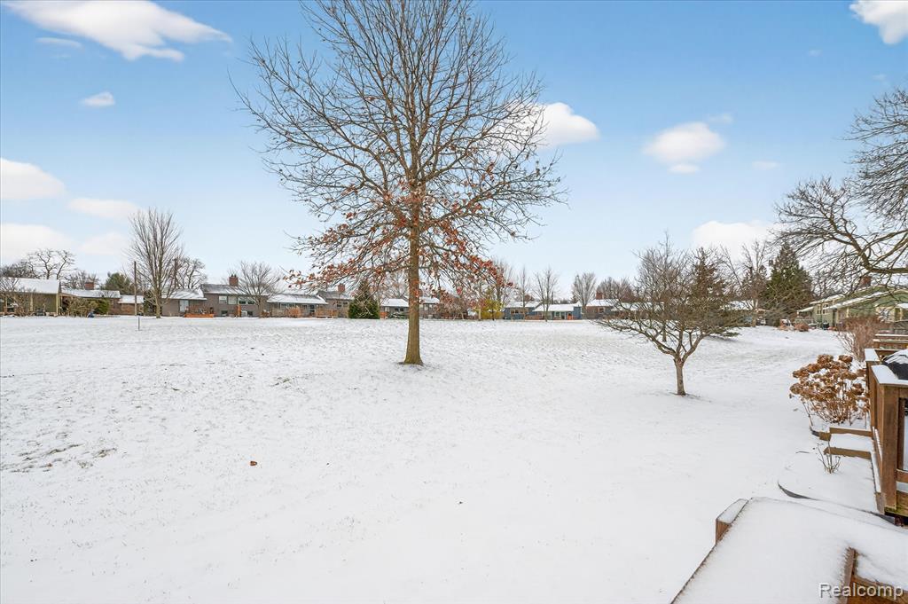 2327 Fernwood Avenue, Ann Arbor, MI 48104 — Photo 23