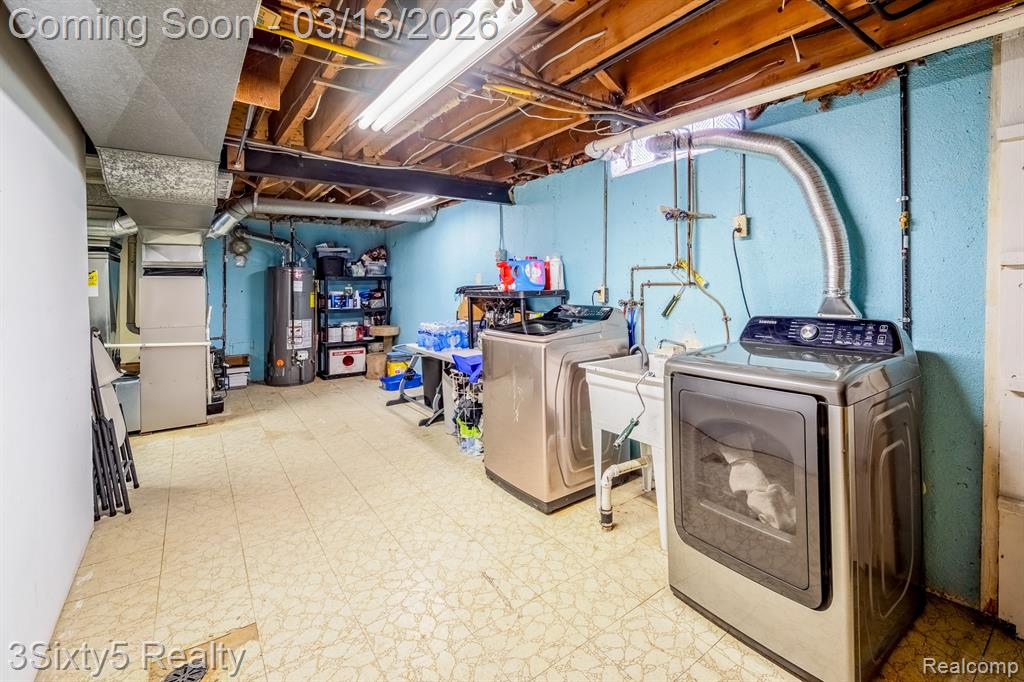4894 Hillcrest Road, Trenton, MI 48183 — Photo 29
