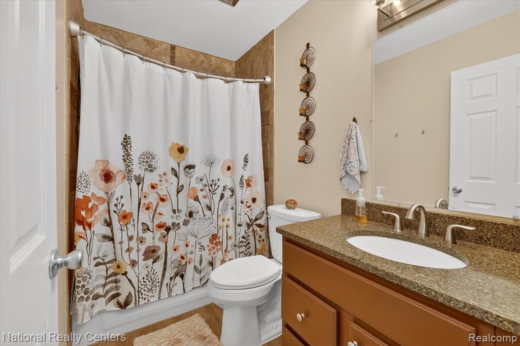 526 W Rockwell Street, Fenton, MI 48430 — Photo 22
