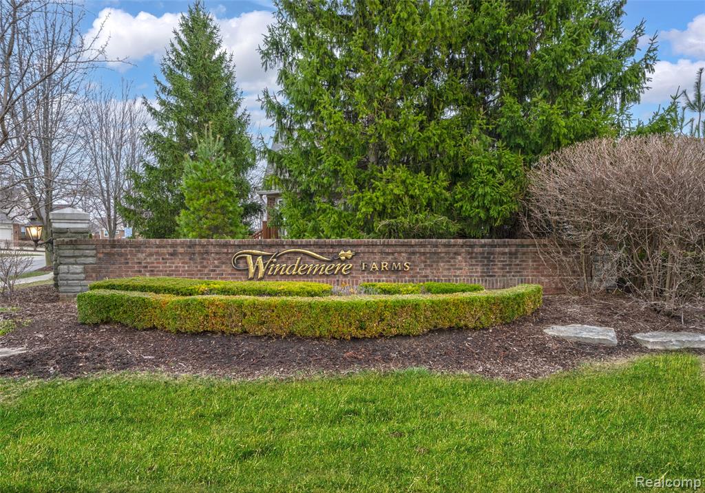 45467 Coachfort Drive, Macomb, MI 48044 — Photo 30