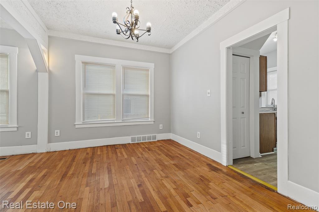 350 Labadie Street, Ecorse, MI 48229 — Photo 8