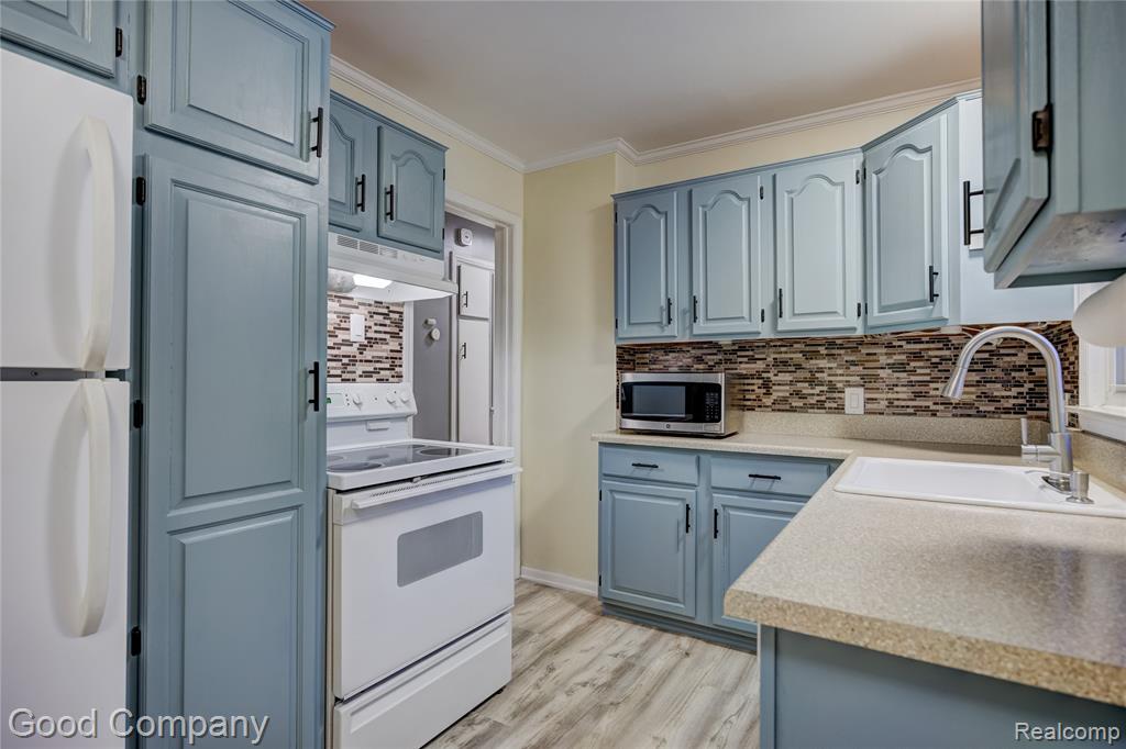706 N Vermont Avenue, Royal Oak, MI 48067 — Photo 13