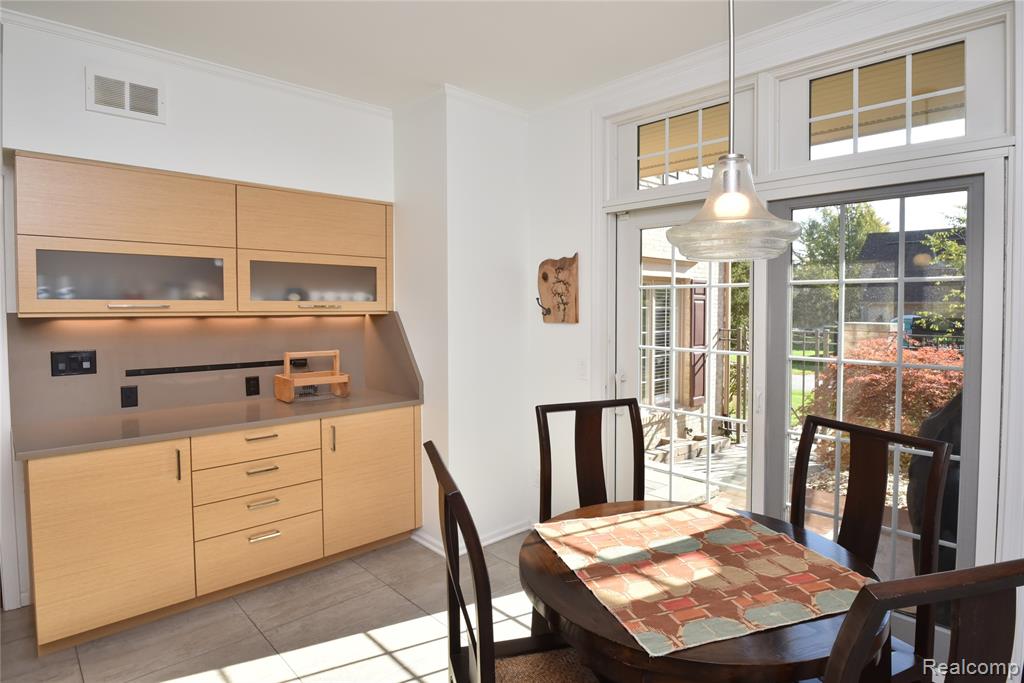 457 Cambridge Way, Bloomfield Hills, MI 48304 — Photo 13