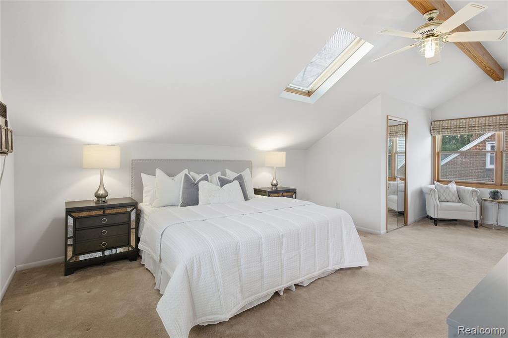 10404 Hart Avenue, Huntington Woods, MI — Photo 29