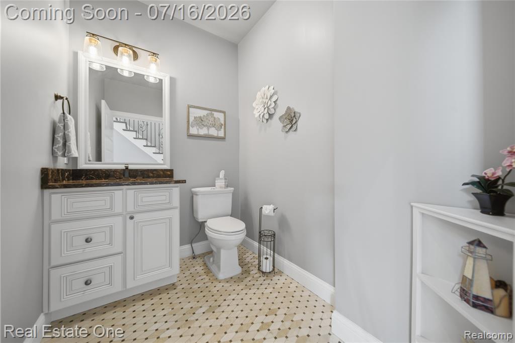 10641 Lone Oak Circle, Grand Blanc, MI 48439 — Photo 19