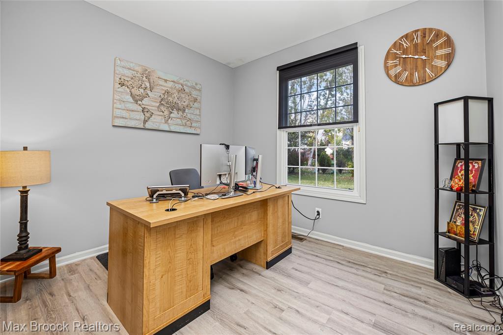 47078 Bing Drive, Canton, MI 48187 — Photo 31