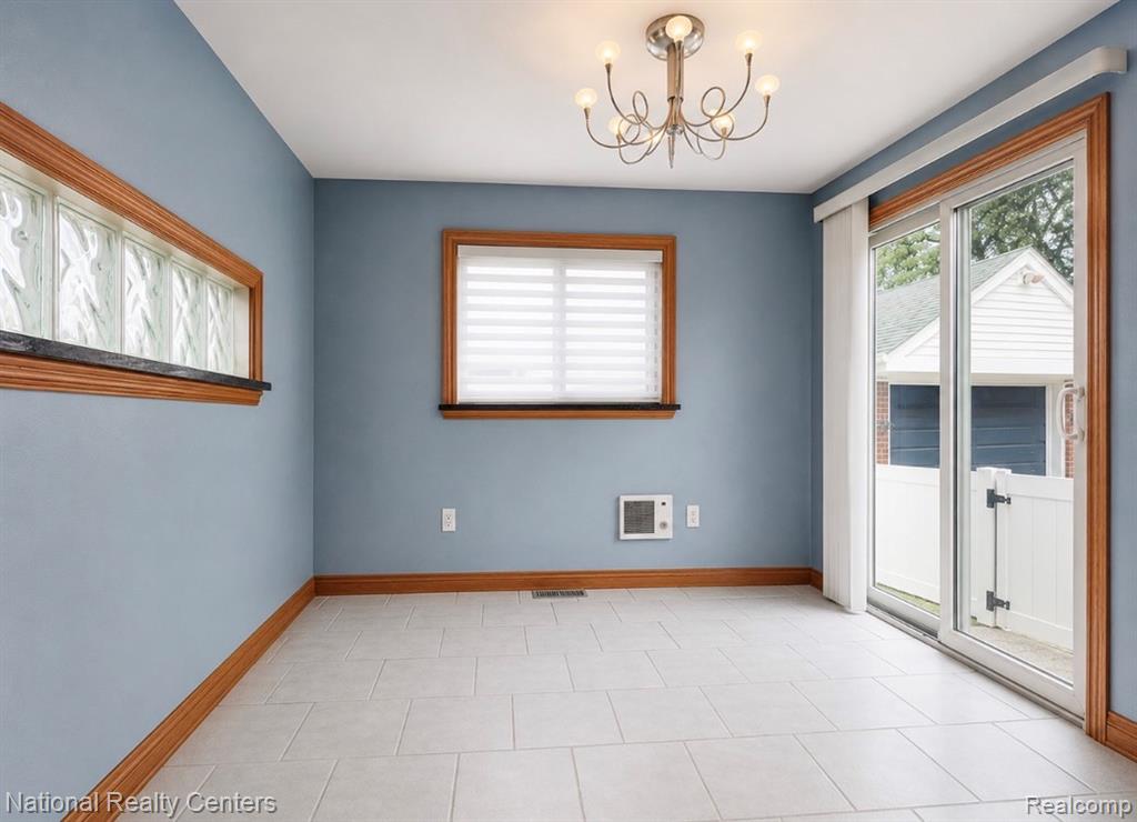 7285 Helen, Center Line, MI 48015 — Photo 12