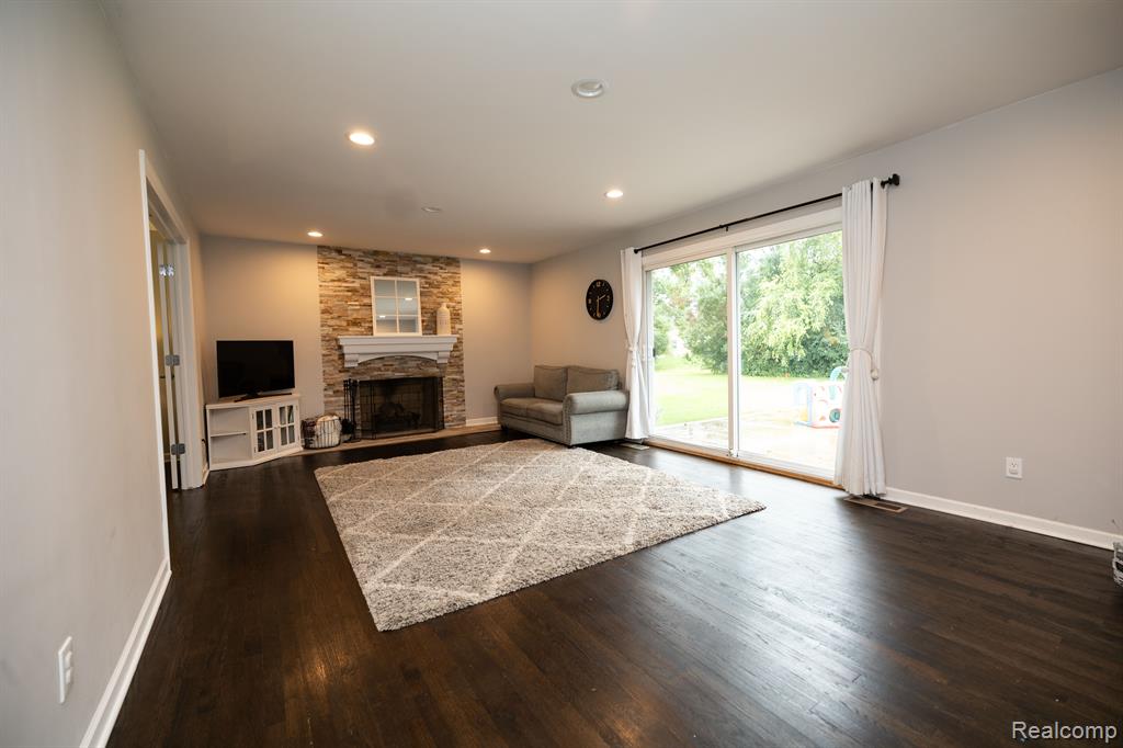 6825 ALDERLEY Way, West Bloomfield, MI — Photo 15