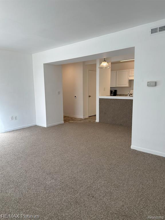 8713 CANDLEWOOD Trail, Brighton, MI 48116 — Photo 3