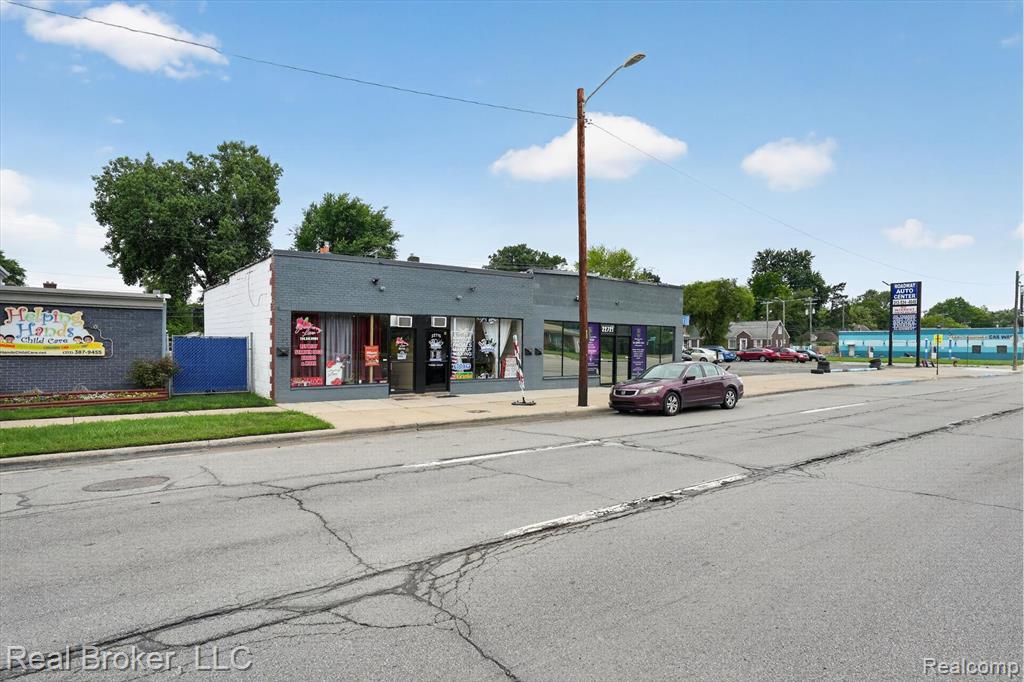 22713-22715 Plymouth Road, Redford, MI 48239 — Photo 45