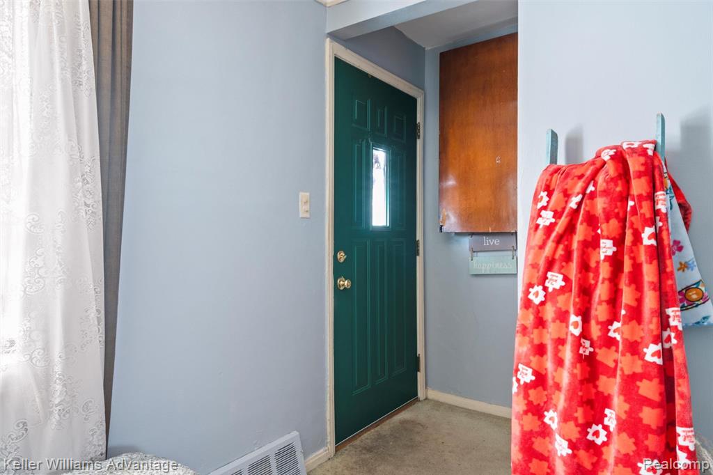 2085 Thomas Street, Lincoln Park, MI 48146 — Photo 6