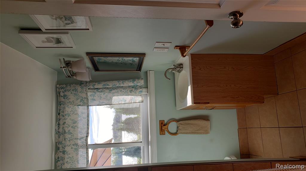9550 Bluewater Drive, Pinckney, MI 48169 — Photo 18