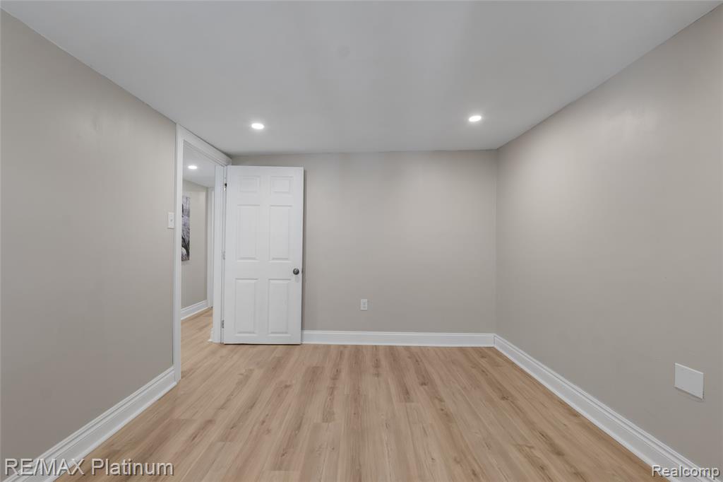 1605 S Hughes Road, Brighton, MI 48114 — Photo 12