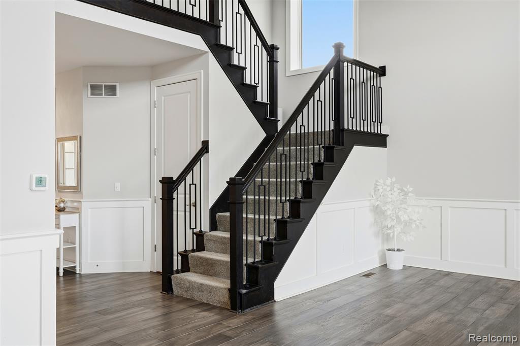 56496 Leeds Lane, Macomb, MI 48042 — Photo 9