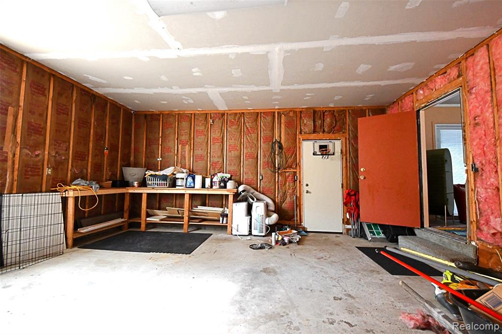8702 Center Street, St. Helen, MI 48656 — Photo 30