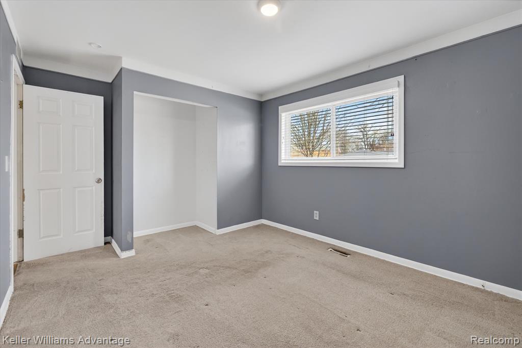 5710 Detroit Street, Dearborn Heights, MI 48125 — Photo 19