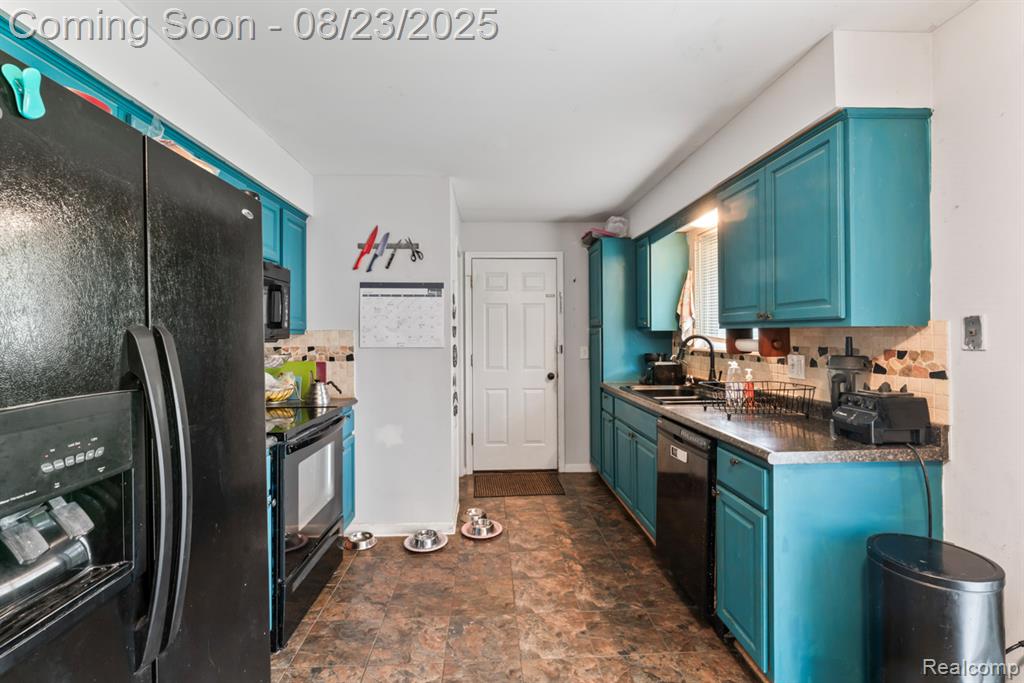5443 Mancelona Drive, Grand Blanc, MI 48439 — Photo 6