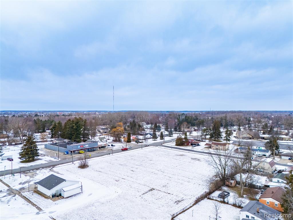 4500 N Michigan Avenue, Saginaw, MI 48604 — Photo 9