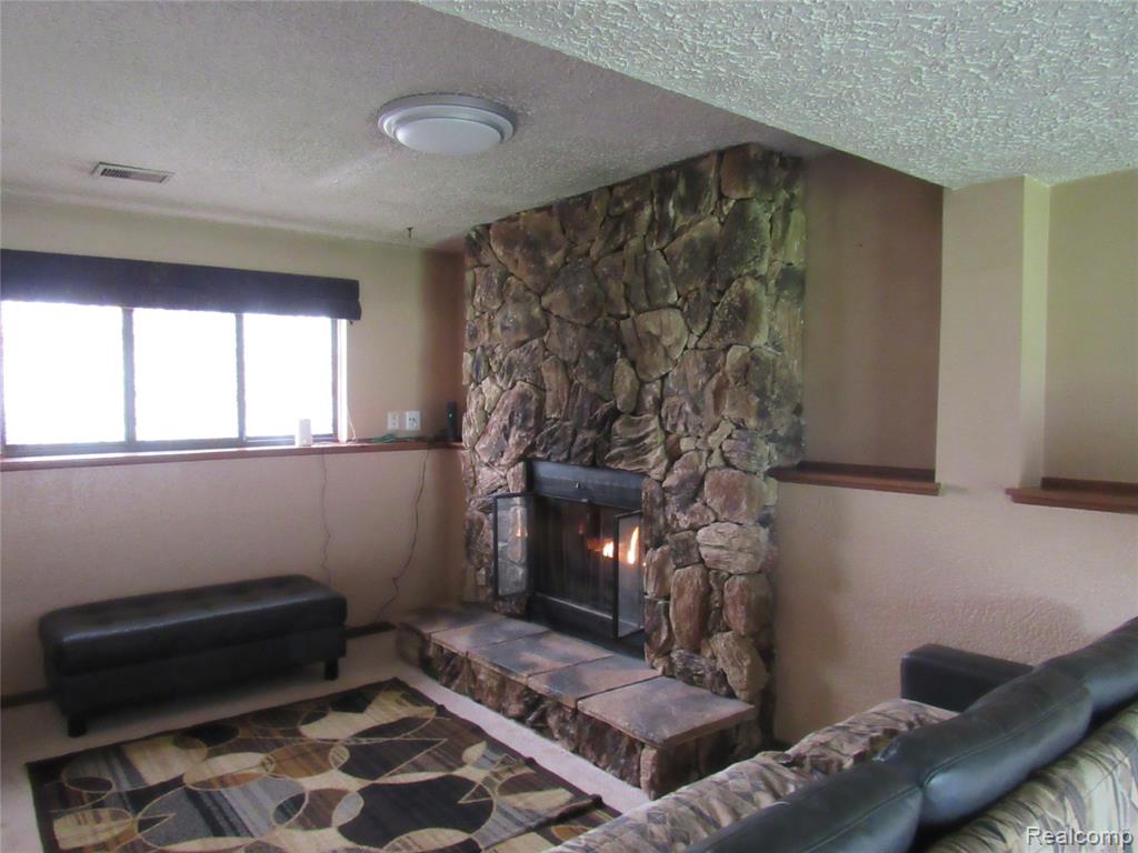 12680 Andersonville Road, Davisburg, MI 48350 — Photo 11