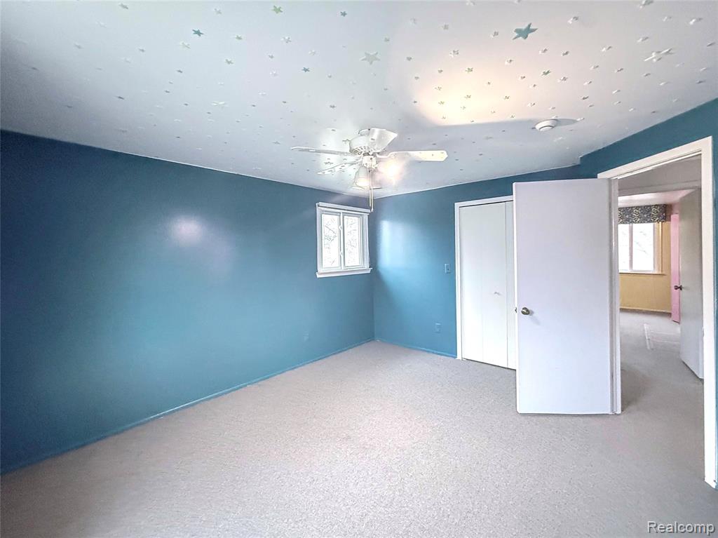 21660 Riverview Drive, Beverly Hills, MI 48025 — Photo 24