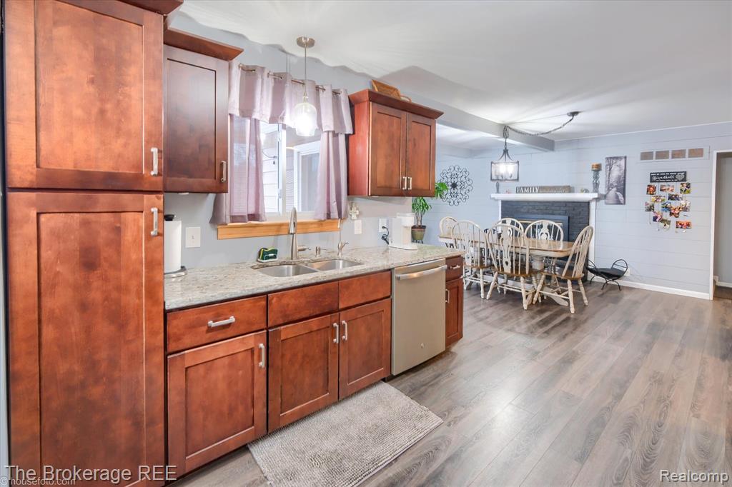 7310 Brewer Road, Flint, MI 48507 — Photo 19