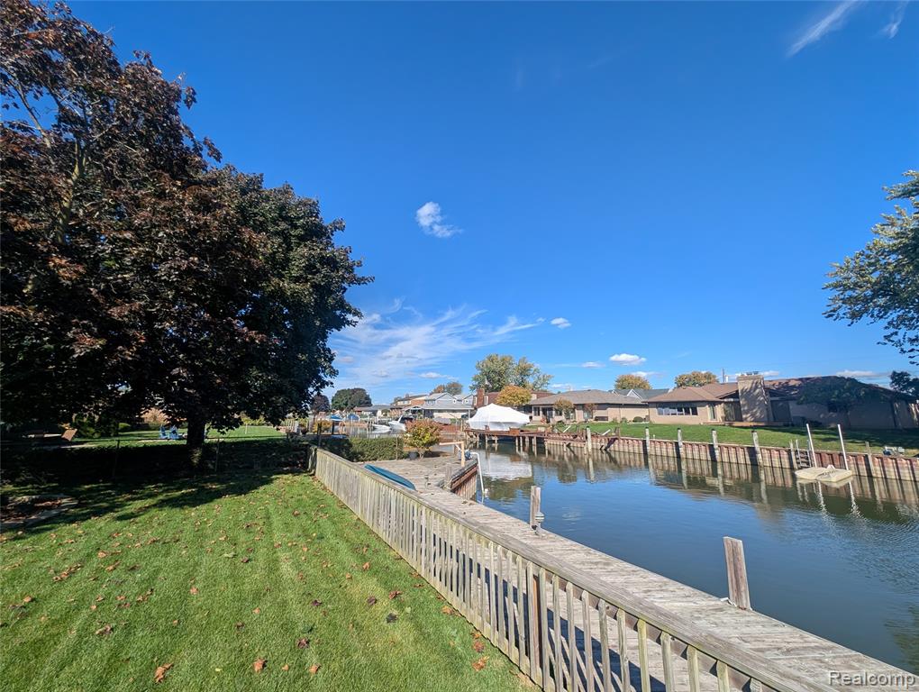 41432 Windmill Street, Harrison Township, MI — Photo 4