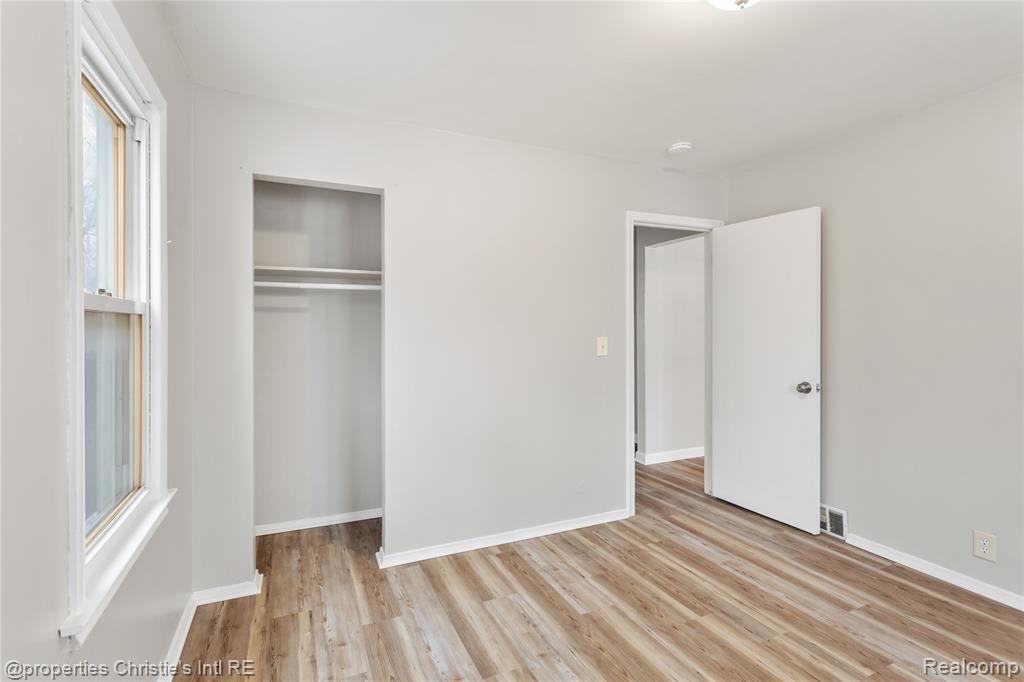 6027 Wilmer Street, Westland, MI — Photo 9