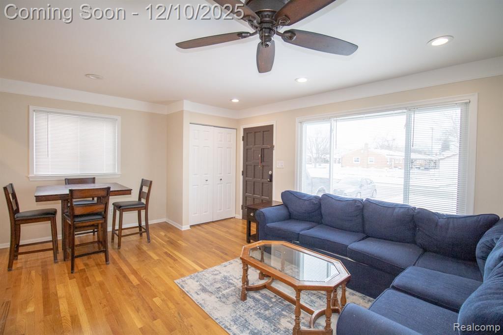 8225 N Hubbard Street, Westland, MI — Photo 7