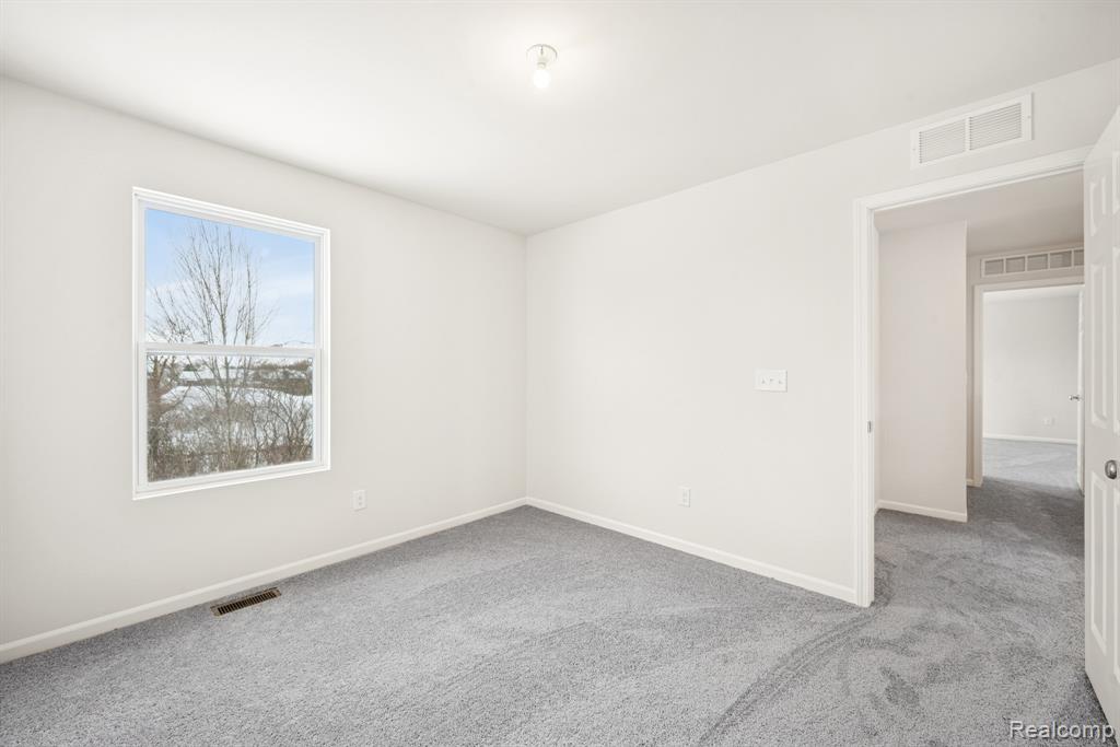 4241 Cedar Lane, Grand Blanc, MI 48439 — Photo 21