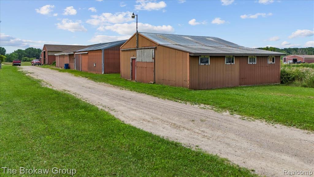 8490 Sharp Road, Swartz Creek, MI 48473 — Photo 2