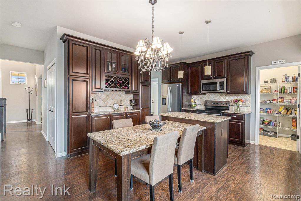 3051 FIELDSTONE Drive, Dexter, MI 48130 — Photo 7