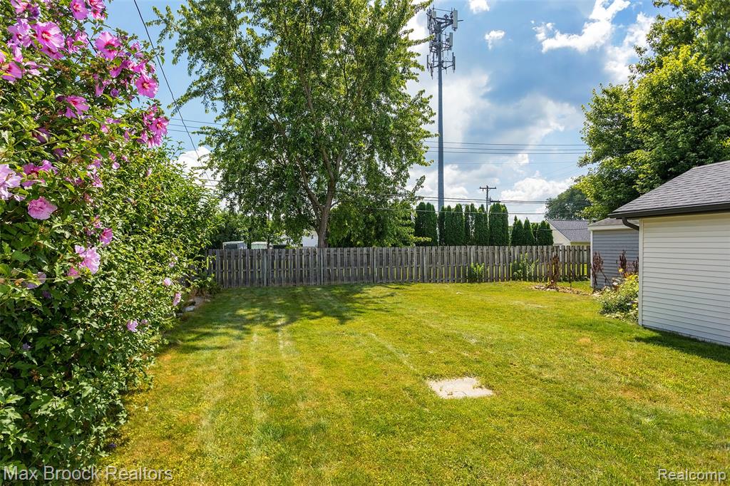 599 Virginia Street, Plymouth, MI 48170 — Photo 29