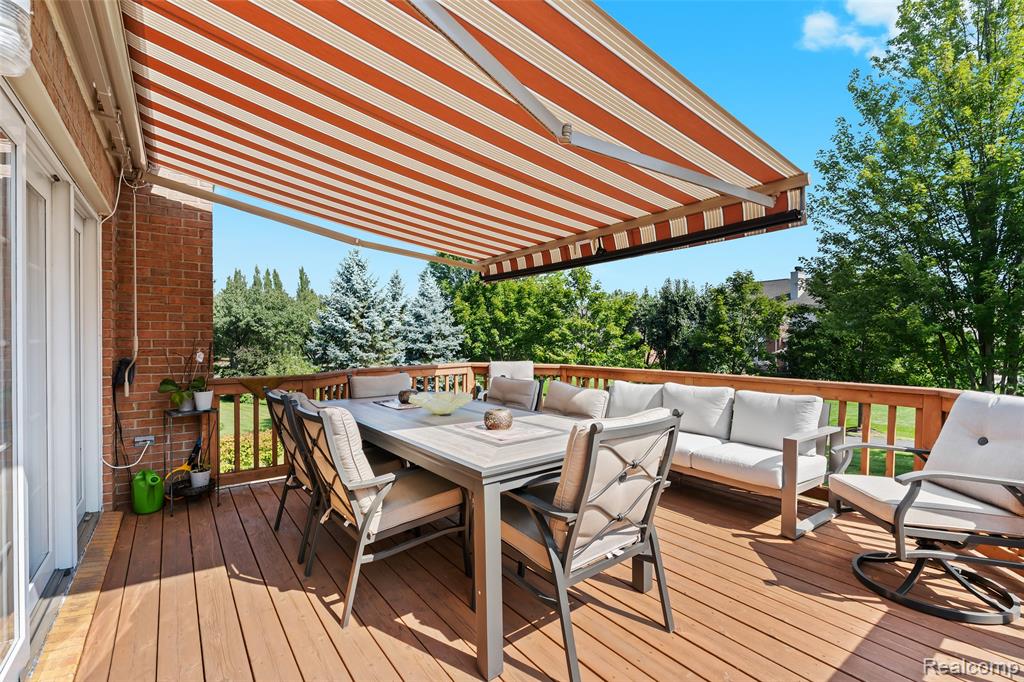18031 Stonebrook Drive, Northville, MI 48168 — Photo 57